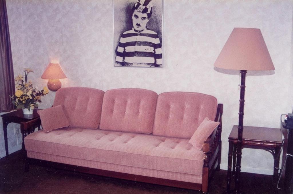 Hotel Chaplin แลนด์สครูนา ภายนอก รูปภาพ